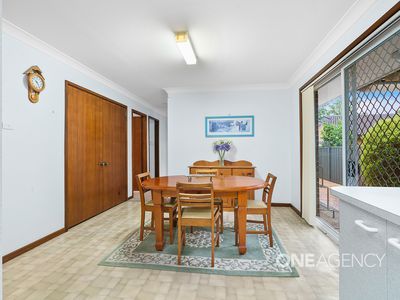 2 / 2 Brodie Close, Bomaderry