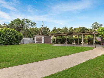 23 Tenth Street, Weston