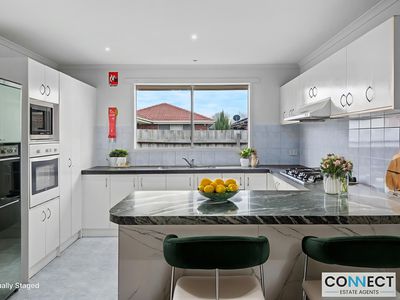 3 Connor Mews, Cranbourne East