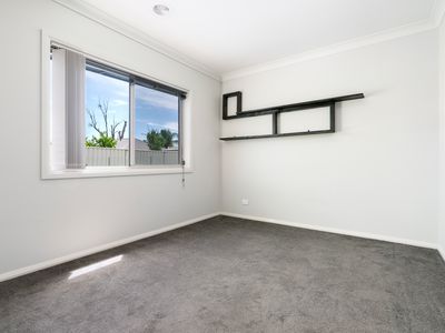 17 PARNABY STREET, Wodonga