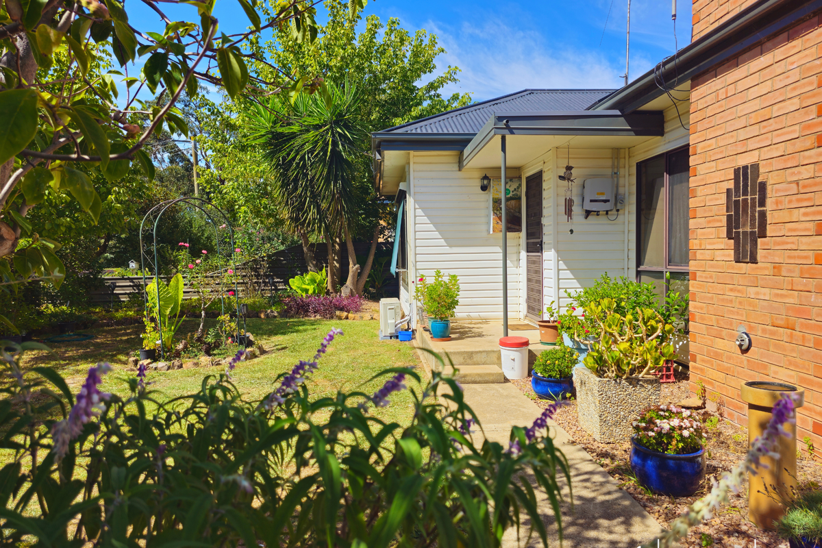 16 Savige Road, Stanhope