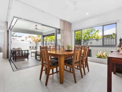 2 / 9 Jabiru Court, Smithfield