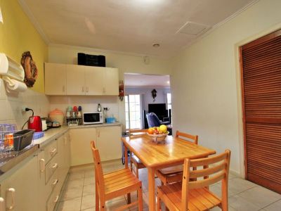 1449 Centre Road, Clayton