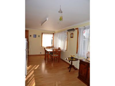 107 Lakeside Avenue , Mount Beauty