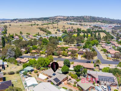 15 Thomas Close, South Bathurst