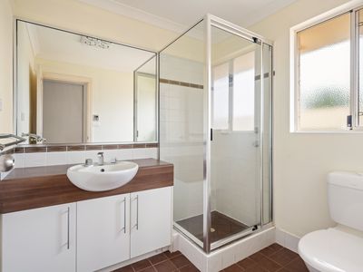 11 Smythe Drive, Broadwood