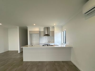 A / 11 Rothbury Street, Logan Reserve