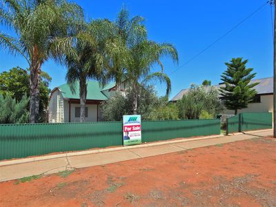 5 Ardagh Avenue, Kalgoorlie