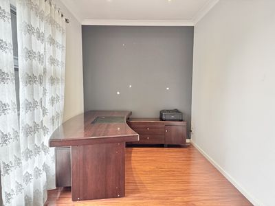12 Anglers Avenue, Point Cook