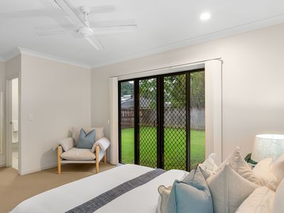 105 Gamburra Drive, Redlynch