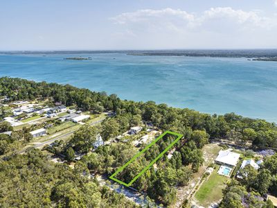 138 White Patch Esplanade, Banksia Beach