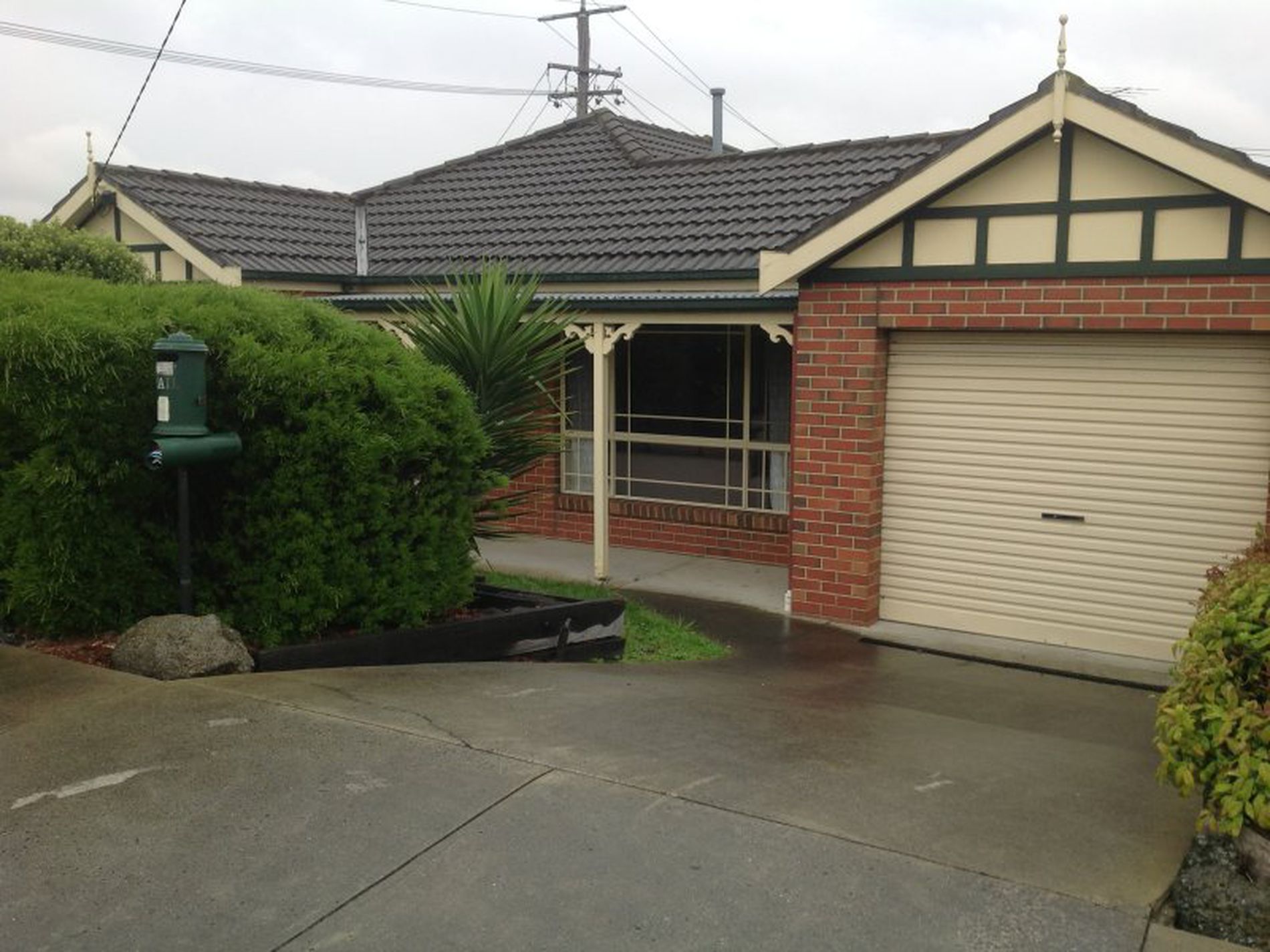 1 Burlington Crescent, Leopold