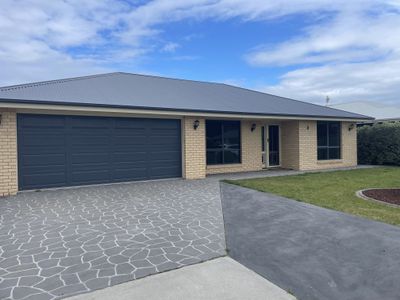 8 Katelyn Drive, Wynyard
