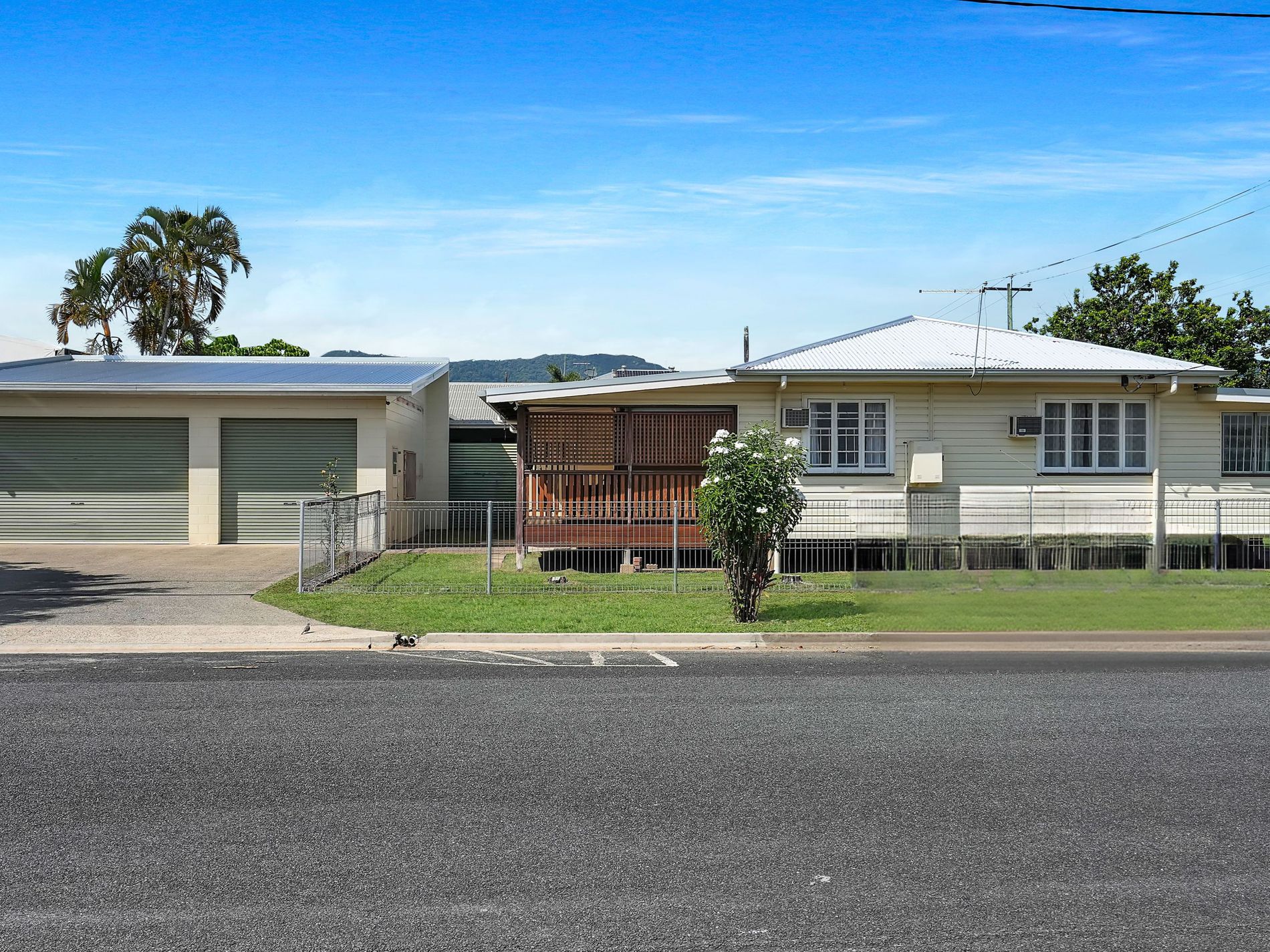 249 Little Spence Street, Bungalow
