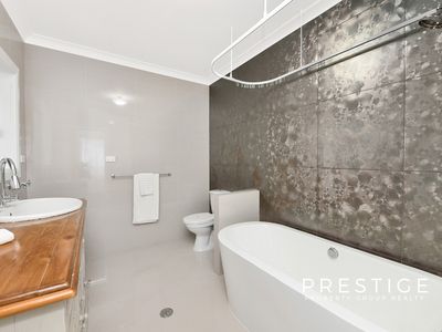 64 Wollongong Road, Arncliffe