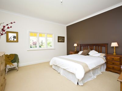 2 Coronation Ave, Braidwood