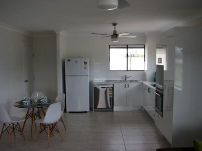301 / 240 Buchan Street, Westcourt