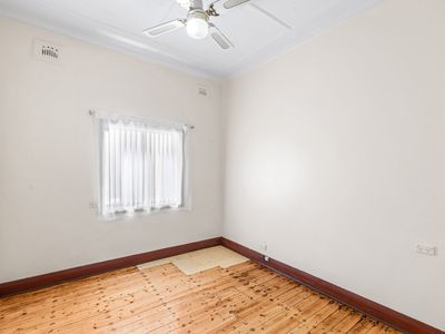 33 Third Avenue, Campsie