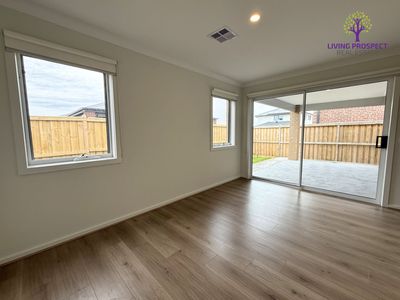 8 Swift Street, Charlemont