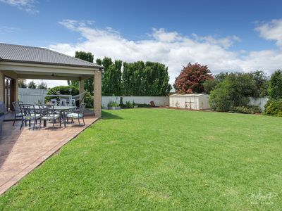 30 BREWER DRIVE, Wodonga