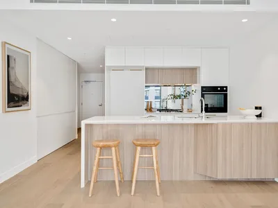 1221 / 25 Spurway Drive, Norwest