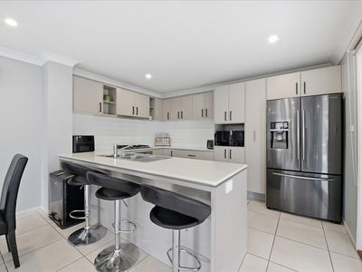 62 greenfield crescent , Elderslie