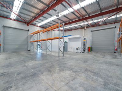 2 / 1 Merino Entrance, Cockburn Central
