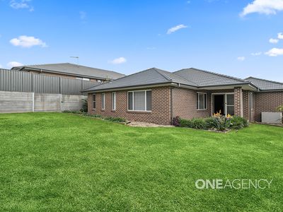 3 Oak Farm Road, Calderwood