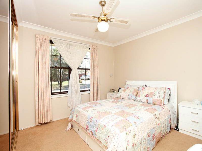 7 Faust Glen, St Clair