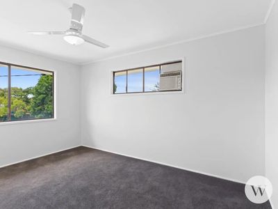 6 Carbeen Crescent, Lawnton