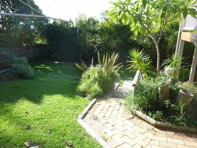 41 Boundary Street, Forster
