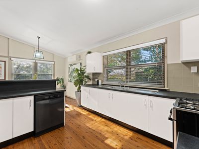 9 Larama Avenue, Dapto