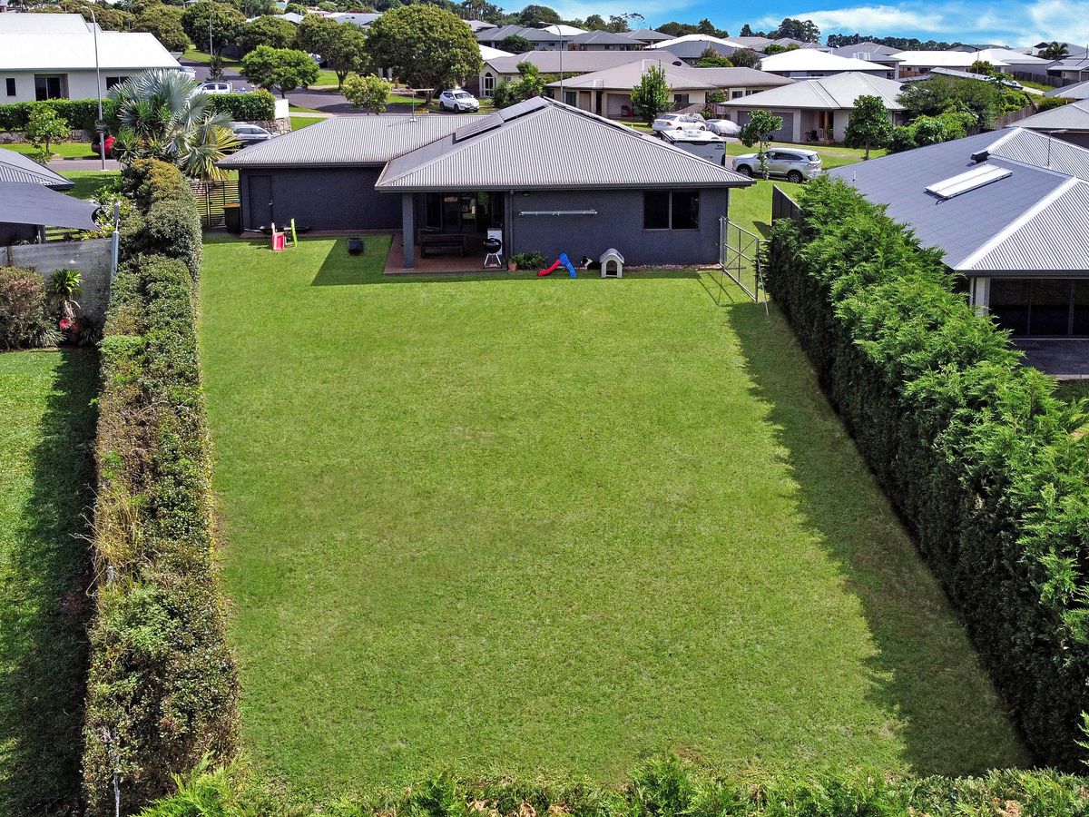 38 Jannina Drive, Atherton
