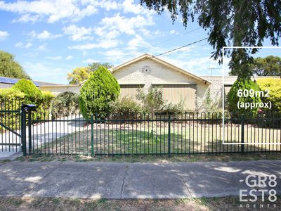 9 Circle Drive North, Cranbourne