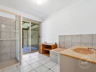 22 Woodwood Road, Landsborough