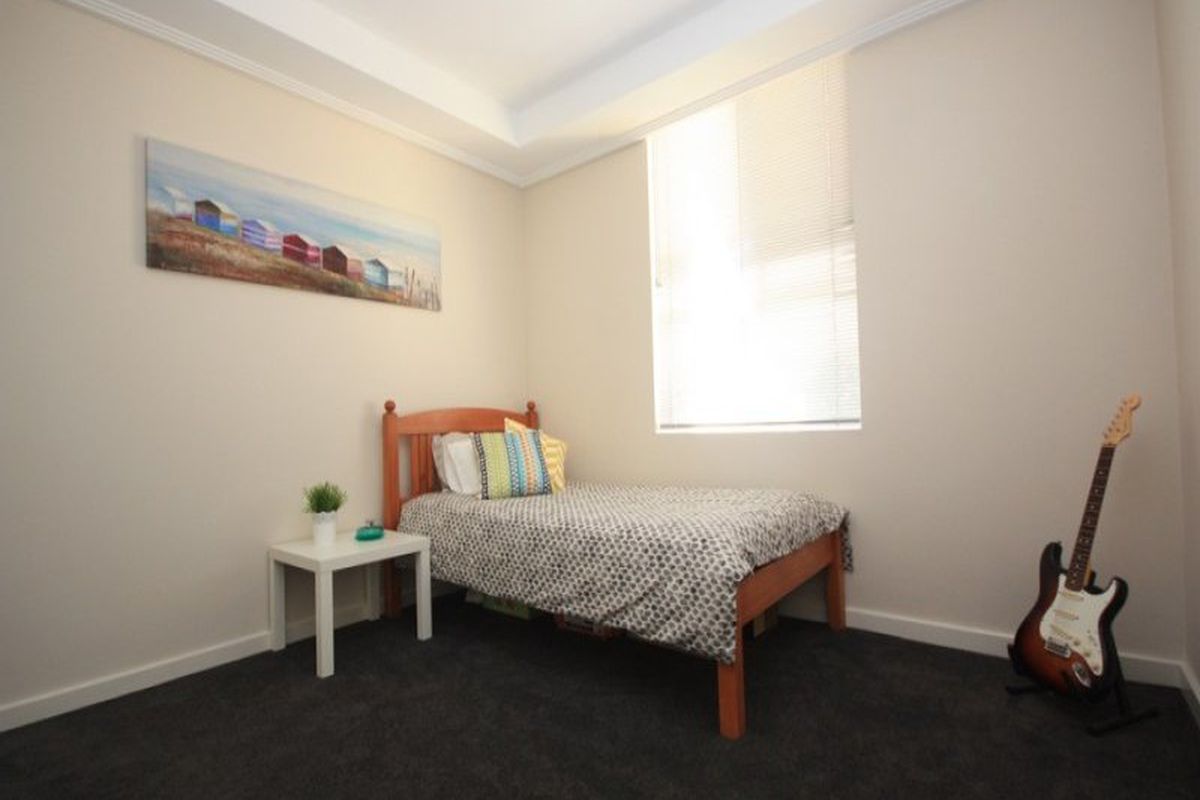 4 The Piazza, Wentworth Point