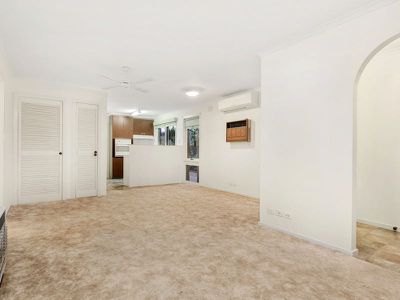 2 / 1 Kolinda Crescent, Capel Sound