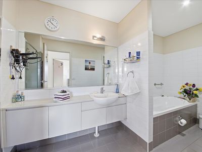 11 / 40 Parkside Crescent, Campbelltown