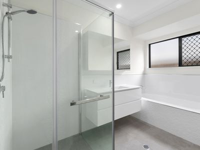 6 Kulla Link, Mount Peter