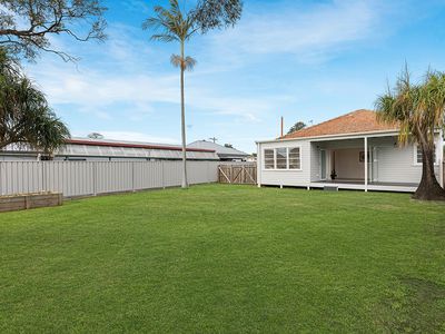 17 Fifth Street, Weston