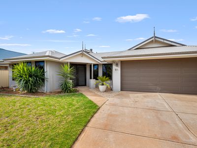 19 Yilkarri Parade, Karlkurla