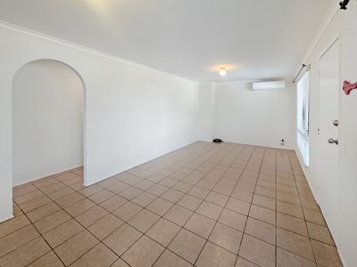 1 / 305 Government Road, Labrador