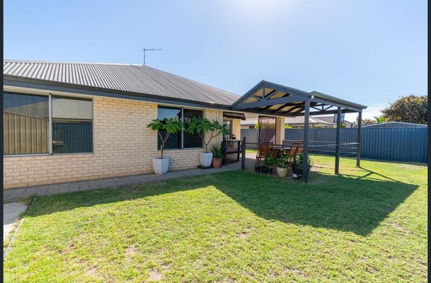 14 Callistemon Gardens, Baldivis
