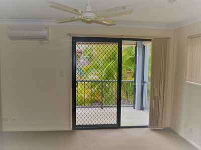 4 / 28 Blake Street, Southport