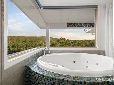 14 Seanna Place, Brookwater