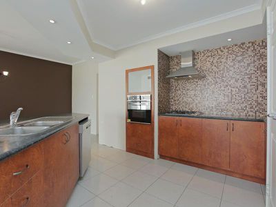 22 Cannich Boulevard, Canning Vale