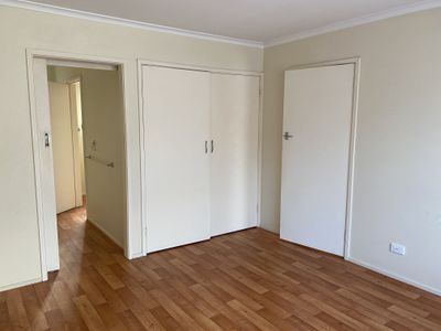 4 / 54 Duncans Road, Werribee