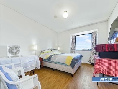 910 / 2 Quay Street, Haymarket