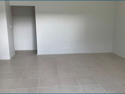 2 Glasspond Street, Chisholm