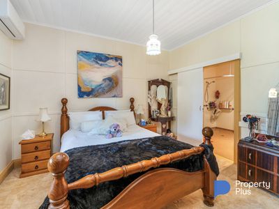 28 Calder Highway, Wedderburn